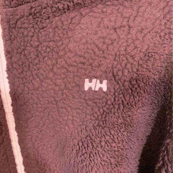 𝅺HELLY Hansen woman’s teddy coat. Size large. Burgundy. Ultra plush. Hooded. - Picture 3 of 10